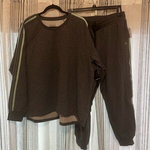 NWT Torrid Charcoal Lounge Set with Olive and Blue Stripes